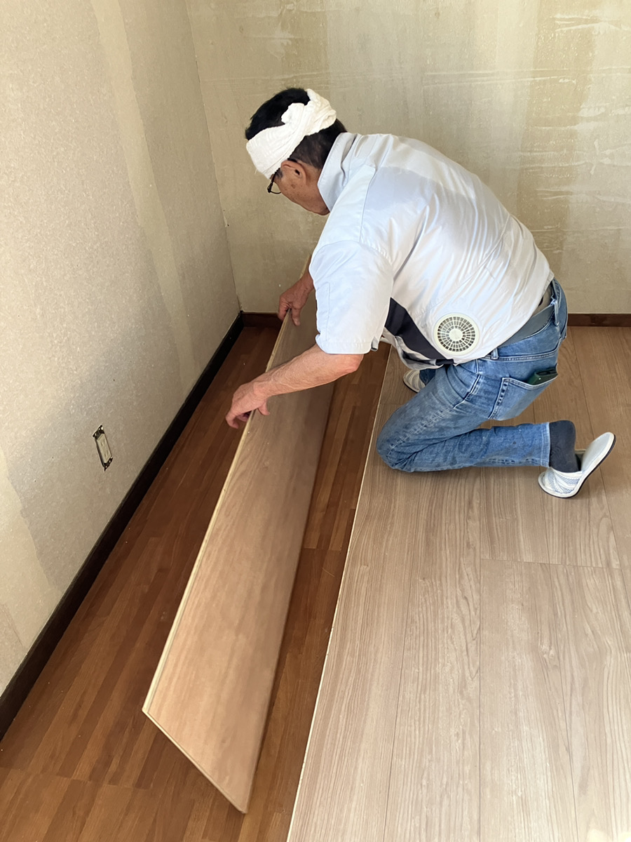【現場紹介】床の上張り工事を行いました！
